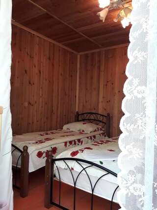 Гостевой дом Guest House Mariam Гагра Двухместный номер Делюкс с 2 отдельными кроватями-6